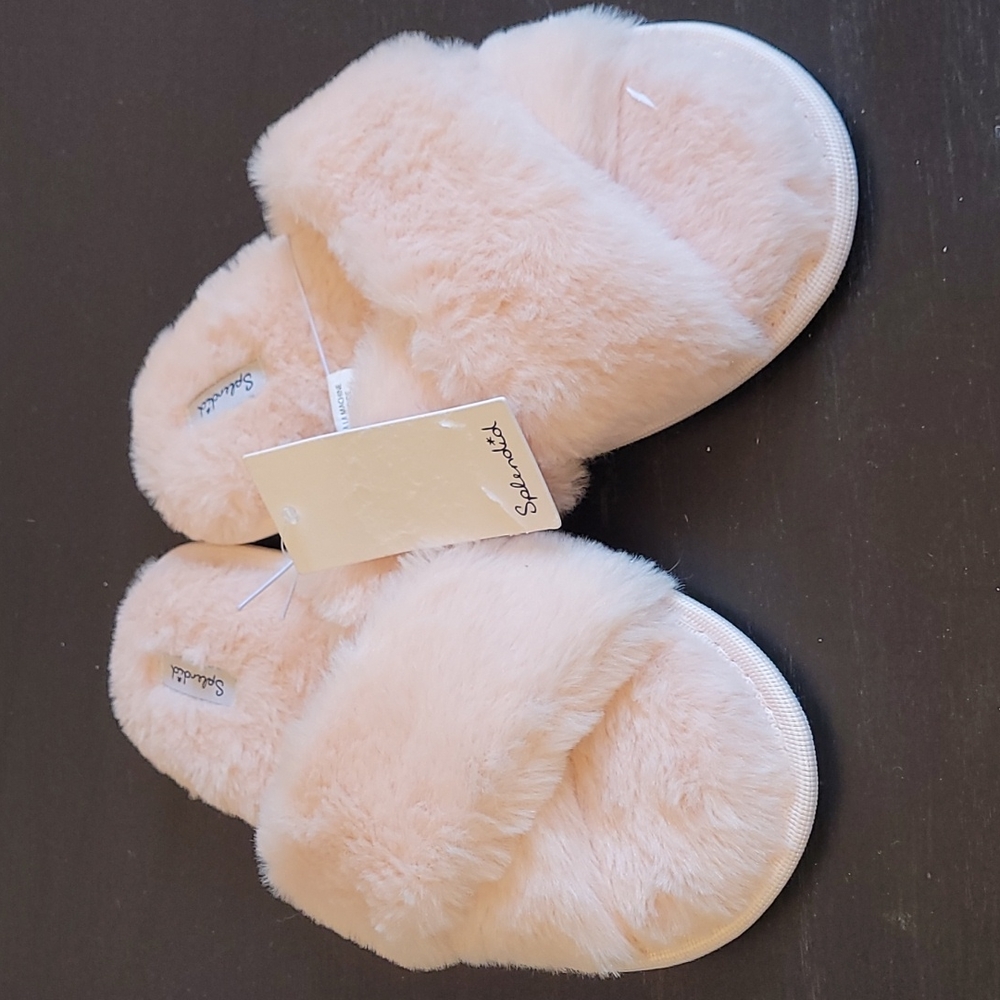 SPLENDID pink fuzzy slipper - Picture 1 of 2
